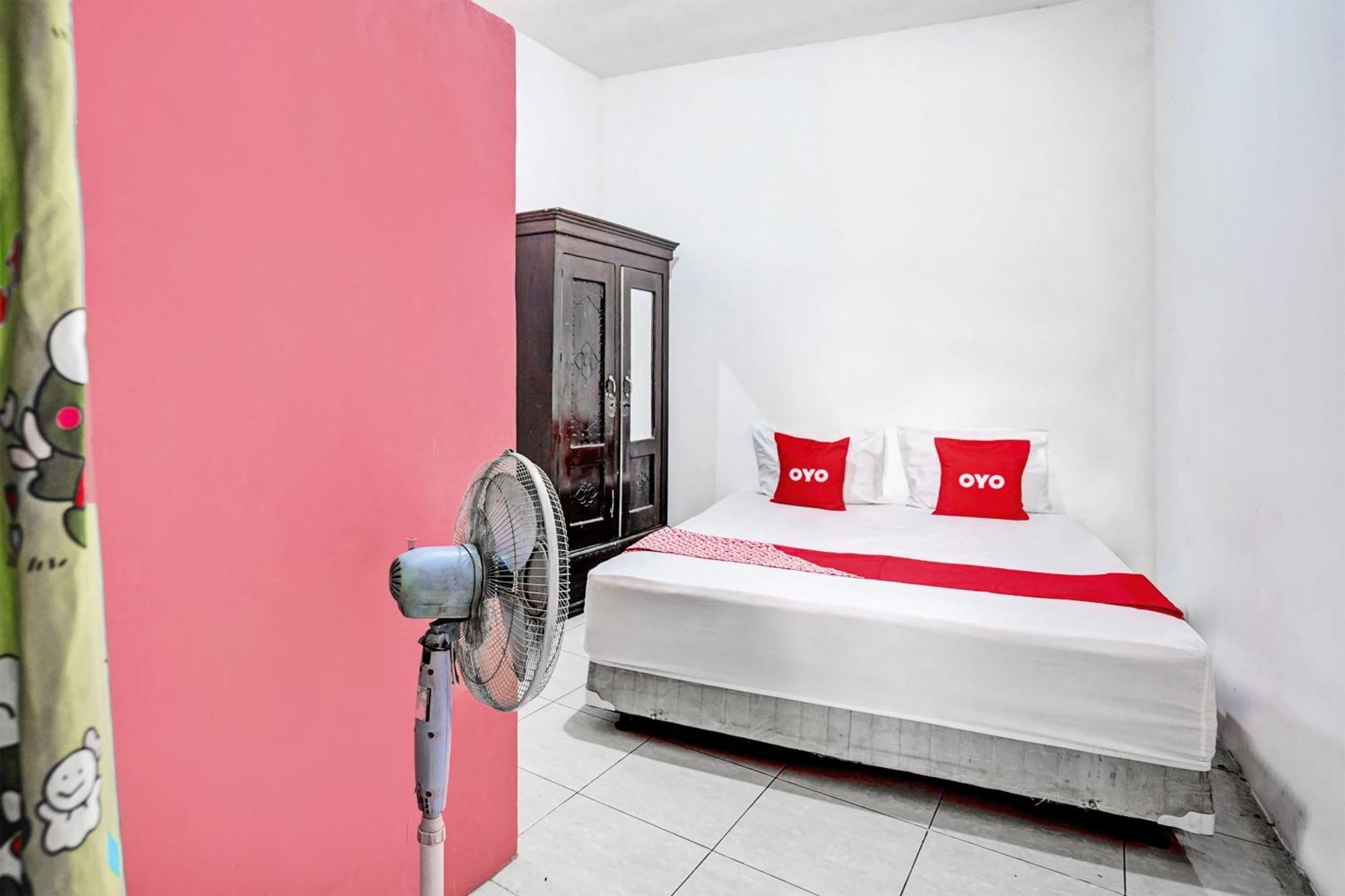 Oyo Life 92840 Wisma Morricco Jombang ภายนอก รูปภาพ