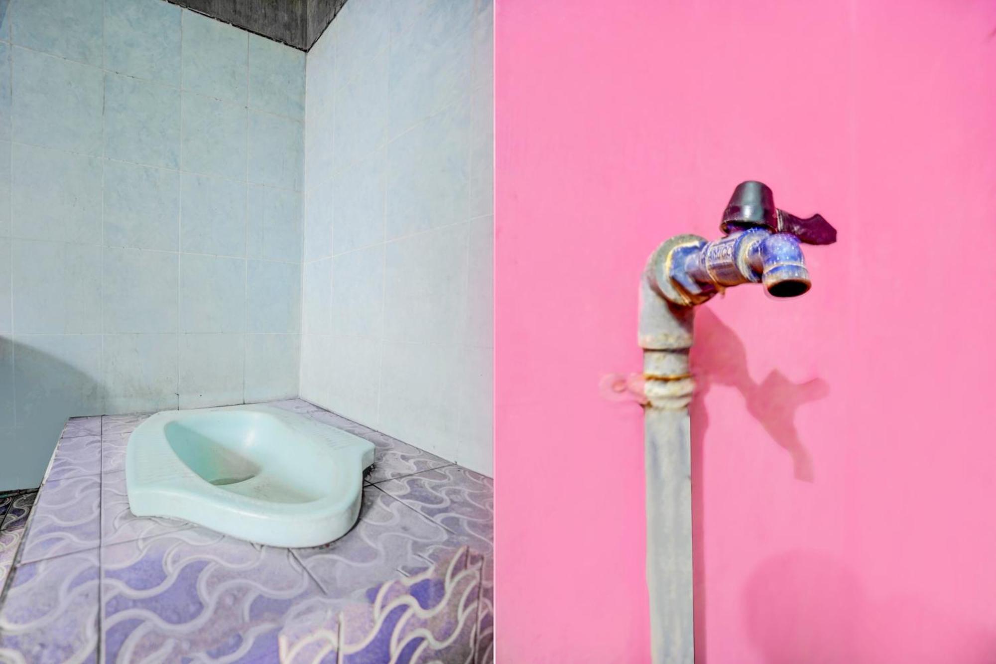 Oyo Life 92840 Wisma Morricco Jombang ภายนอก รูปภาพ